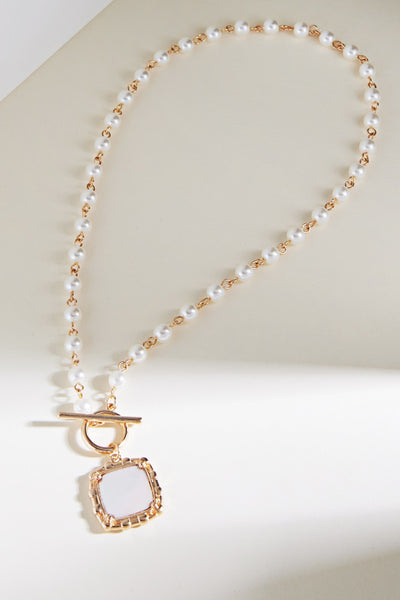 Pearl & Gold Toggle Necklace