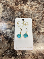 O’Lolly Stone dangle earring
