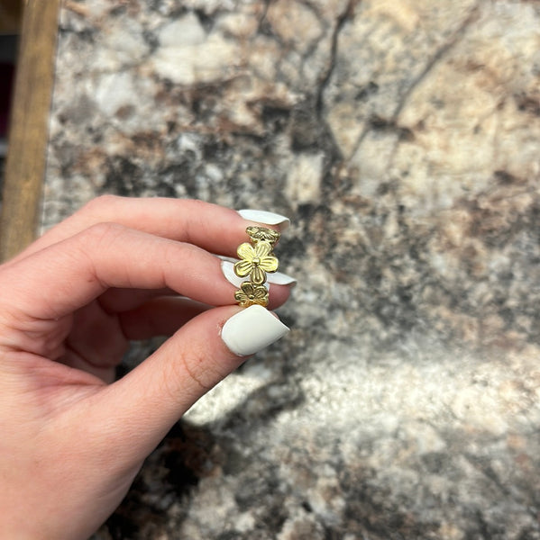 Lauren Kenzie Gold Flower Ring