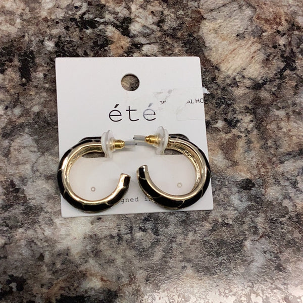 Eye black/gold hoops